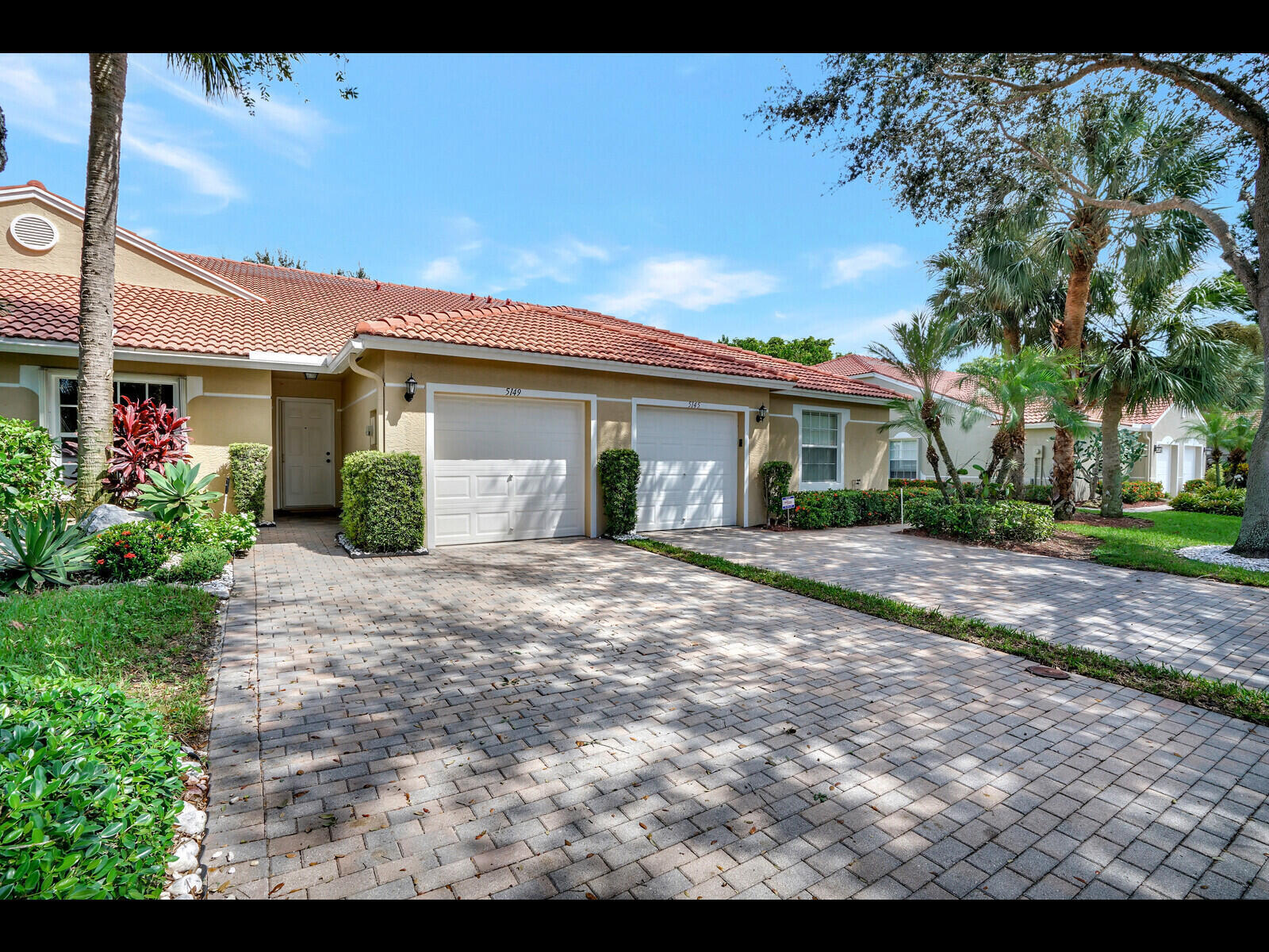 TUSCANY BAY - Residential