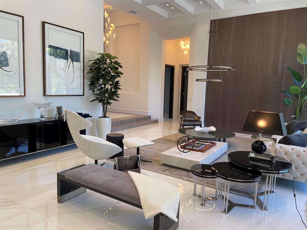 FOXE CHASE - Residential