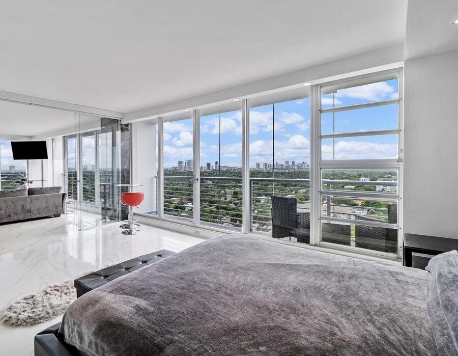 HOME TOWER CONDO - Residential