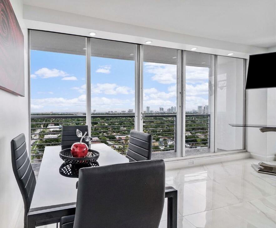 HOME TOWER CONDO - Residential