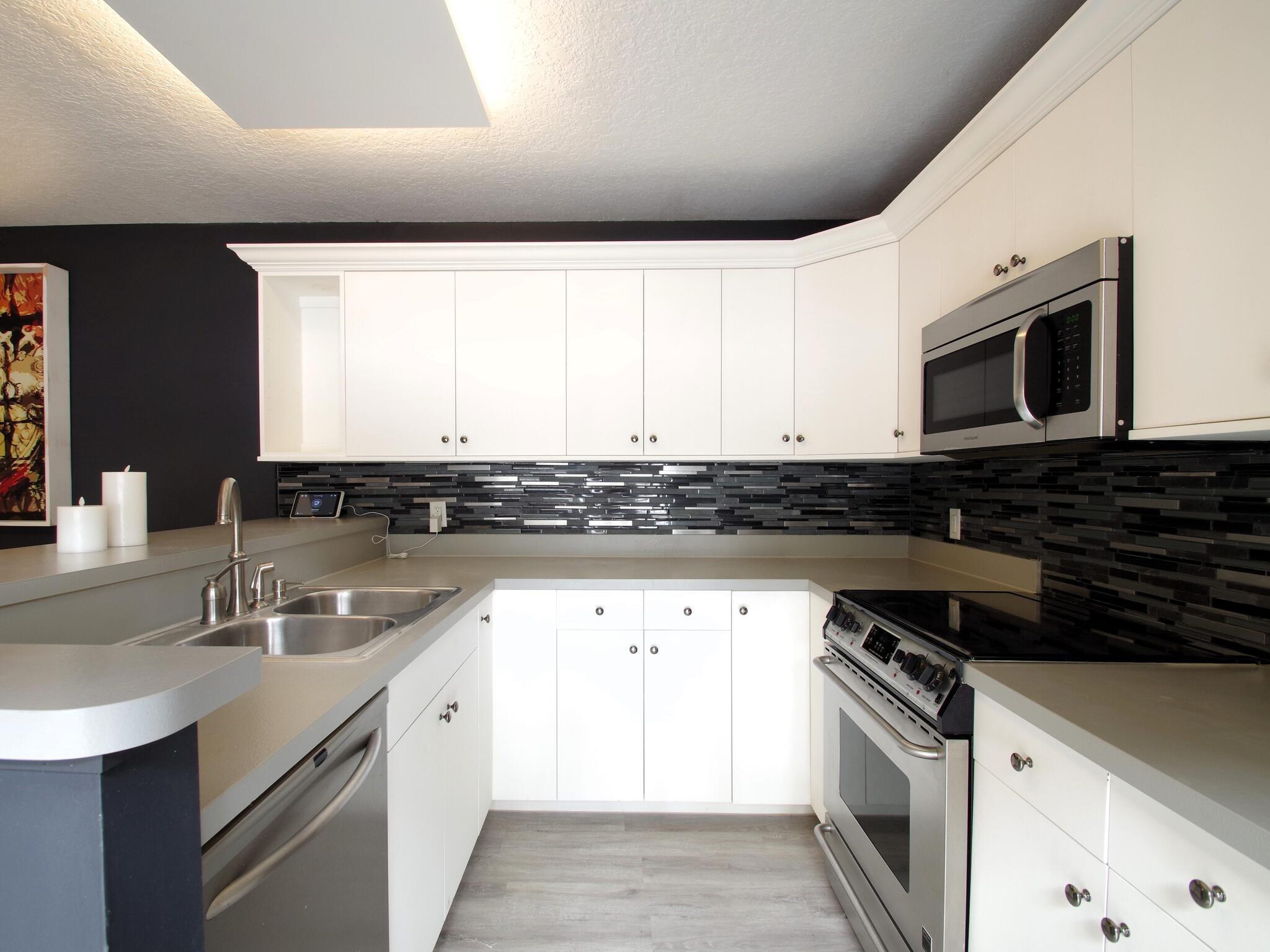 VILLAGE OF SANDALWOOD LAK - Residential