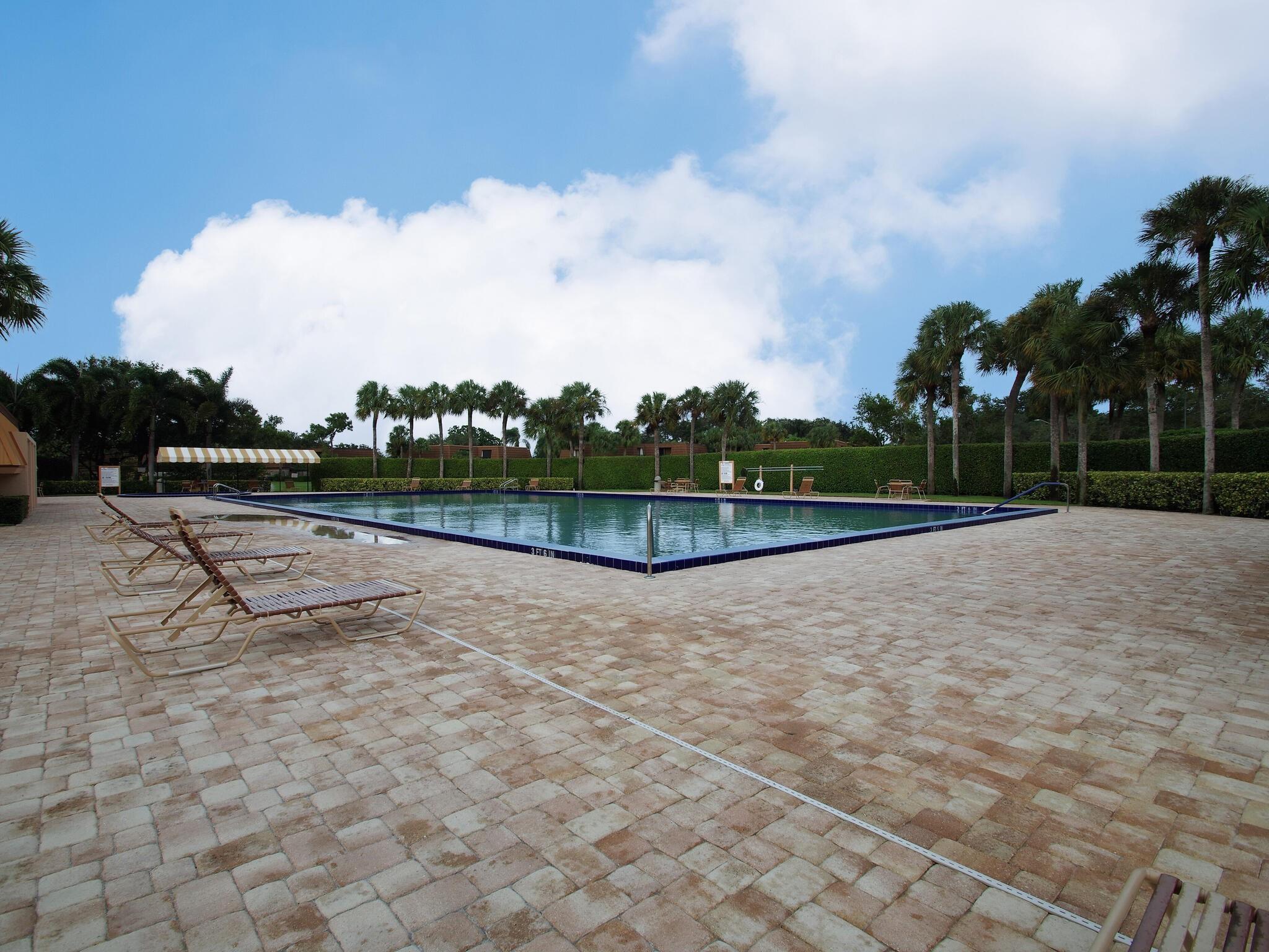 VILLAGE OF SANDALWOOD LAK - Residential