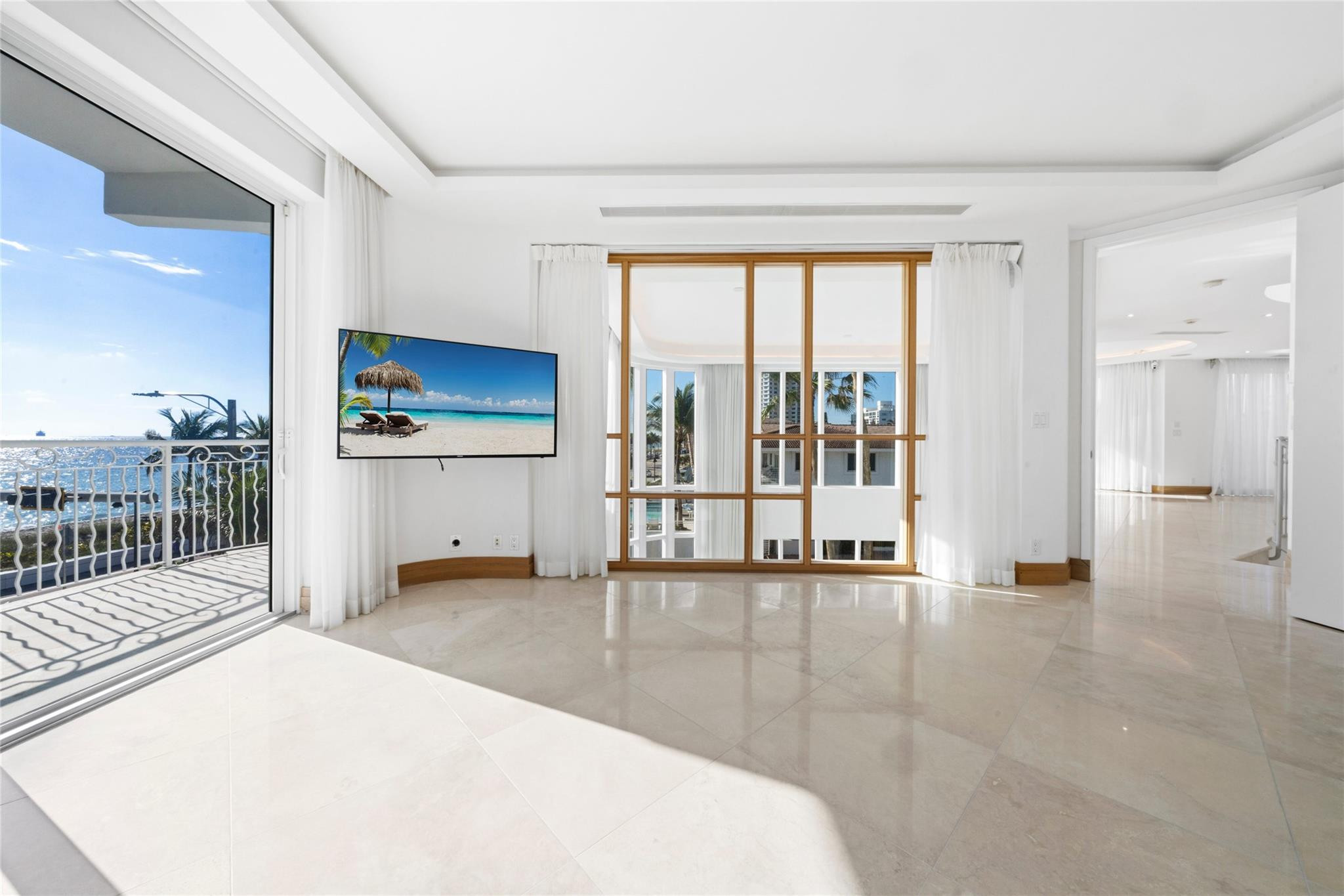 Las Olas By The Sea Ext 3 - Residential
