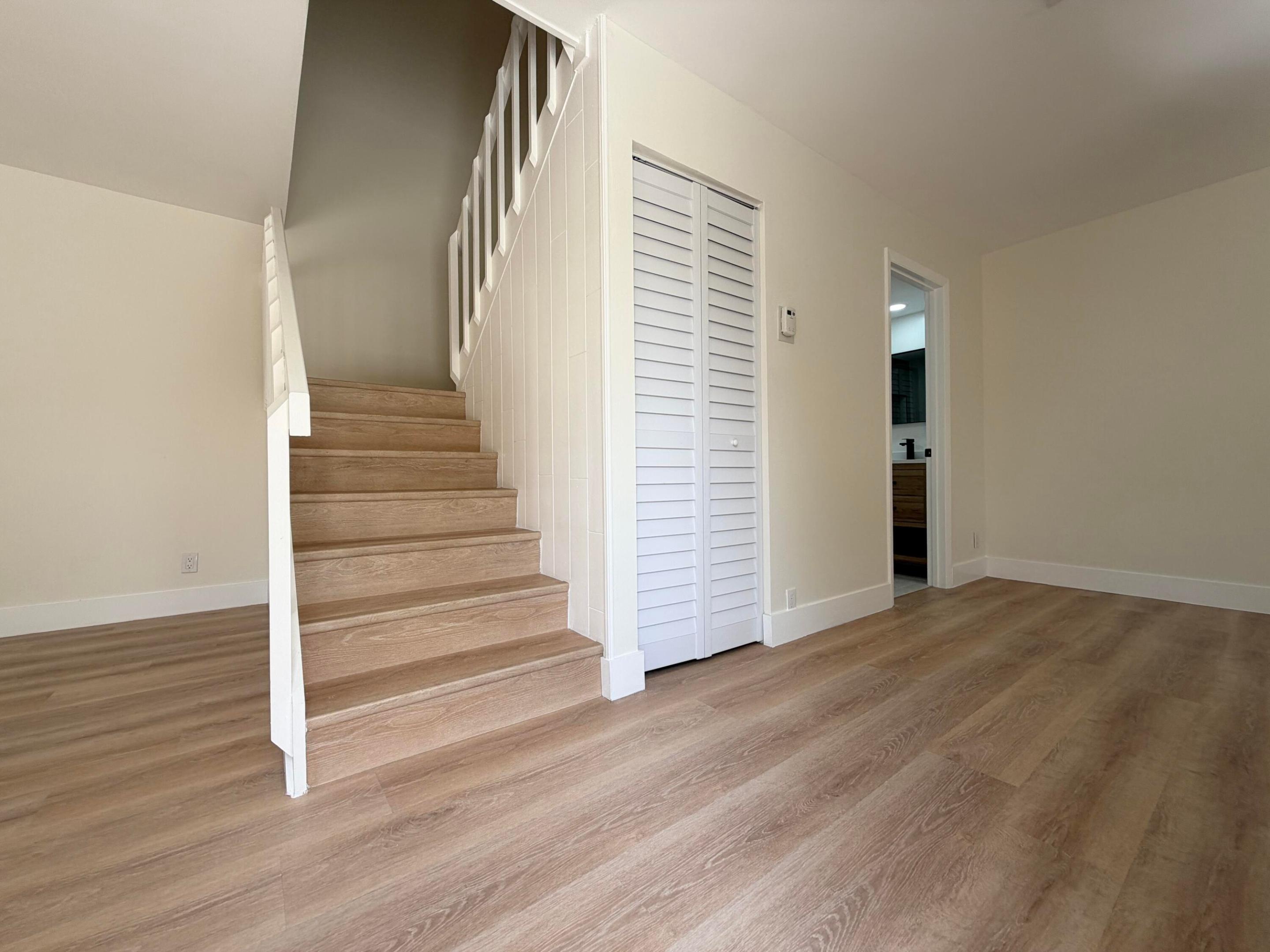 LAKEWOOD OF PALM SPRINGS - Residential