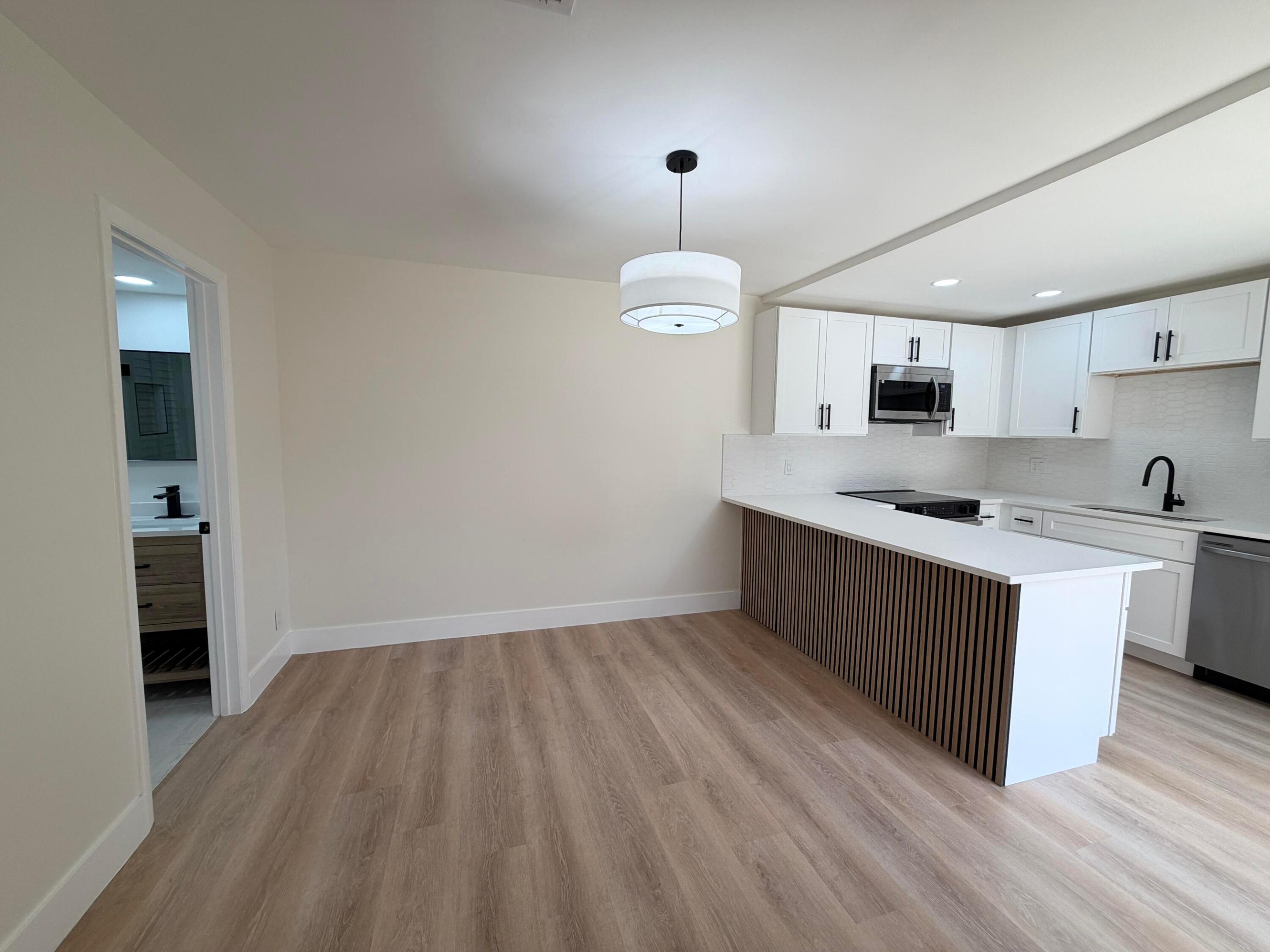 LAKEWOOD OF PALM SPRINGS - Residential