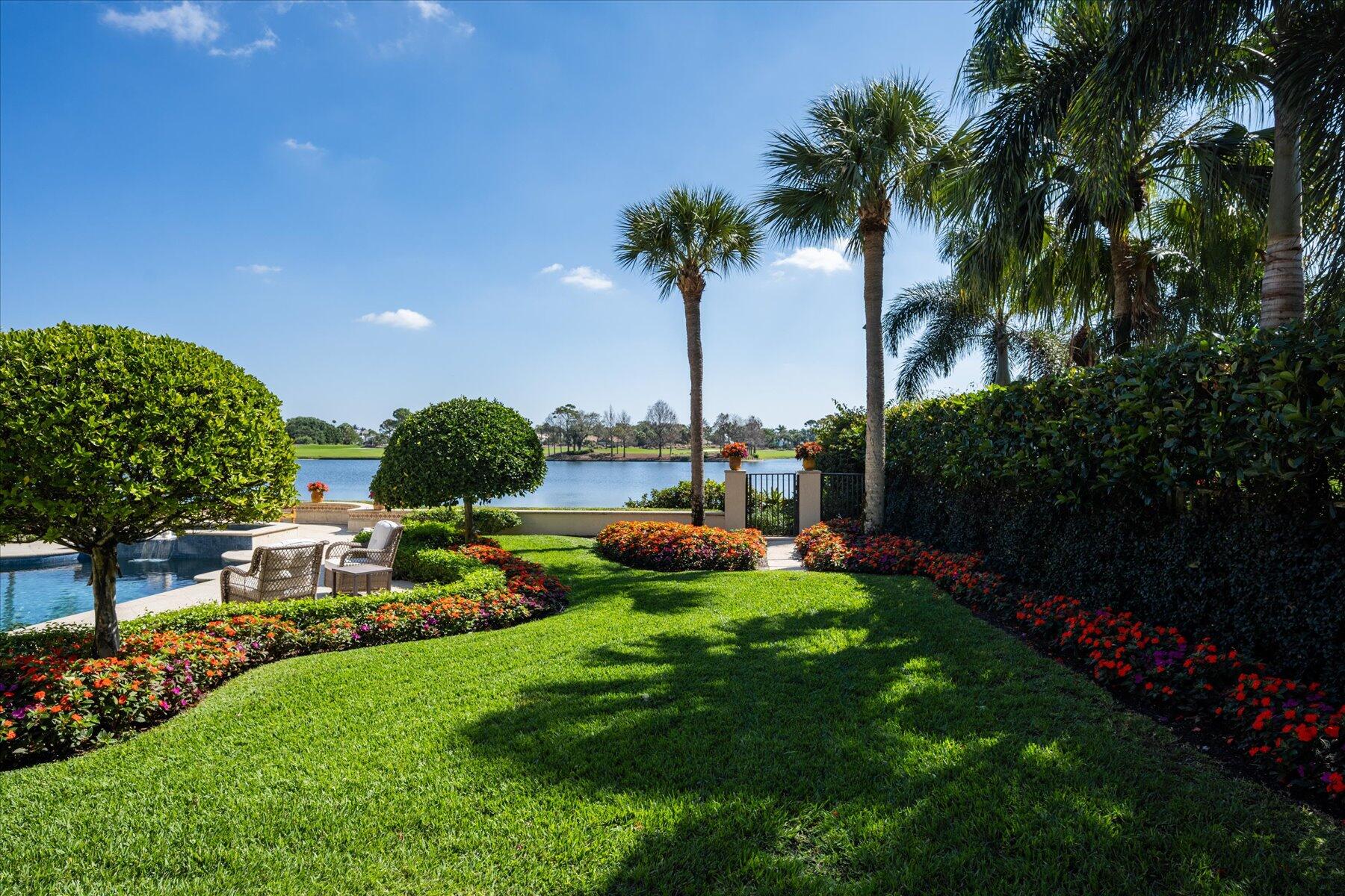 LOXAHATCHEE CLUB AT MAPLEWOOD 7 PH 2 - Residential