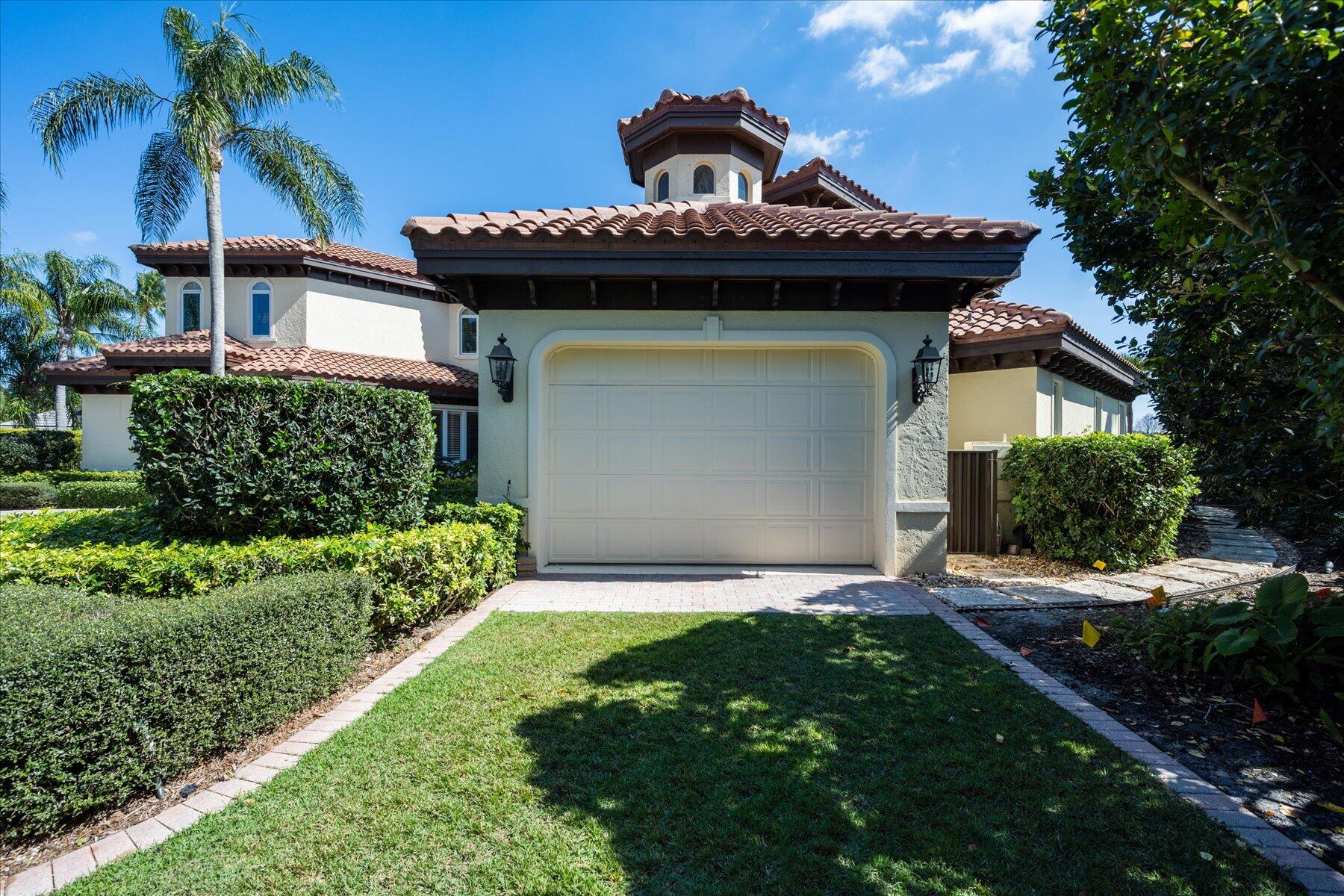 LOXAHATCHEE CLUB AT MAPLEWOOD 7 PH 2 - Residential