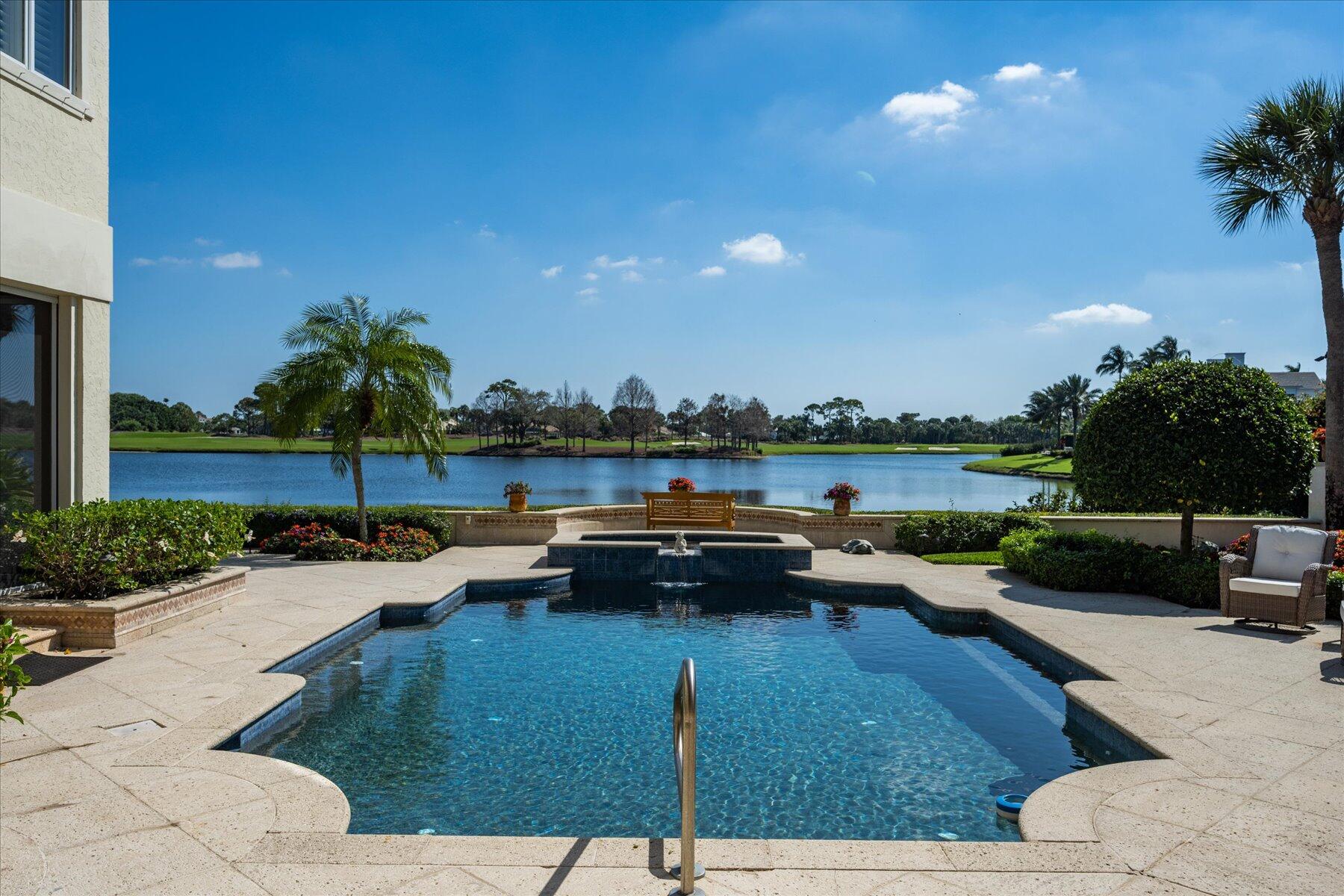 LOXAHATCHEE CLUB AT MAPLEWOOD 7 PH 2 - Residential