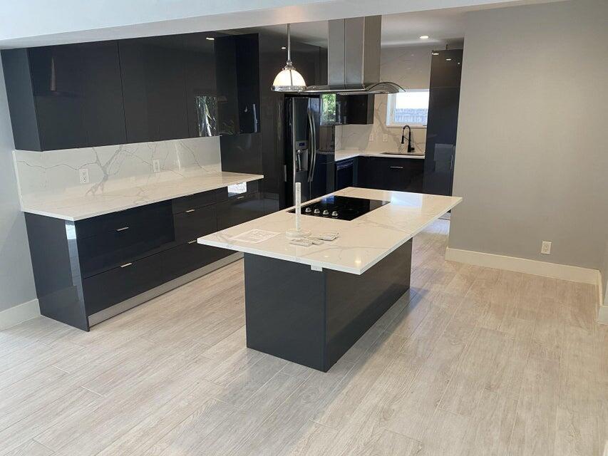 ROYAL OAK HILLS 1ST SEC - Residential Lease
