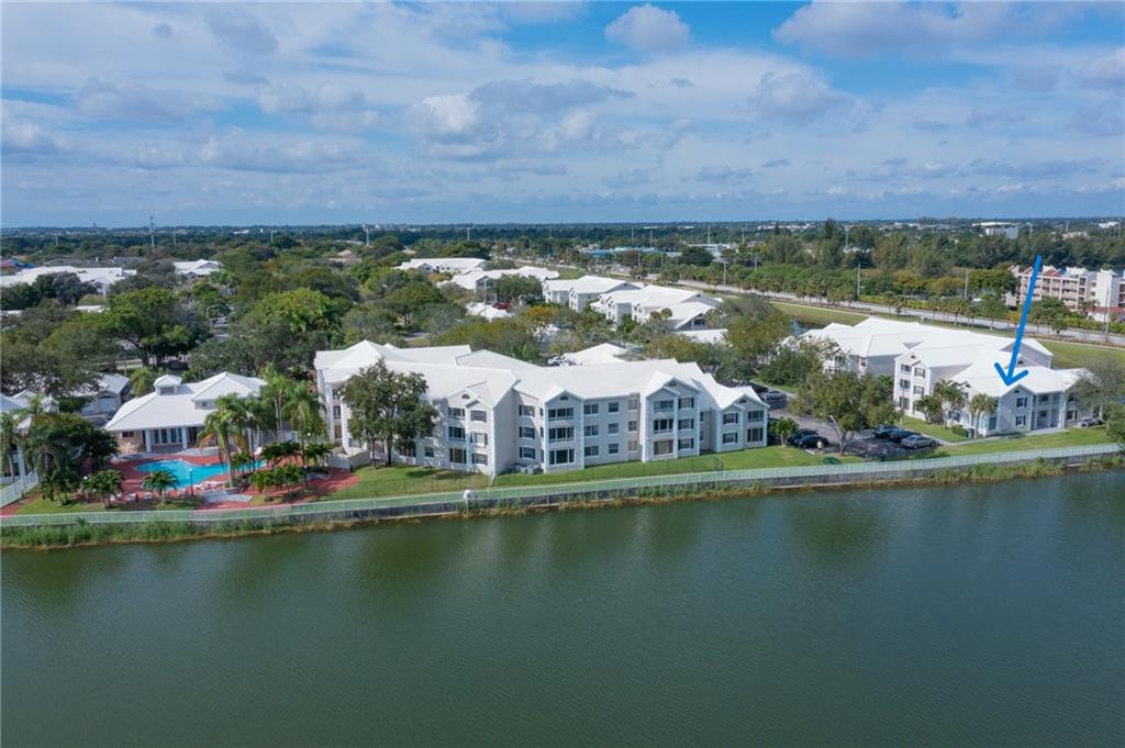 Lakeview Club - Residential