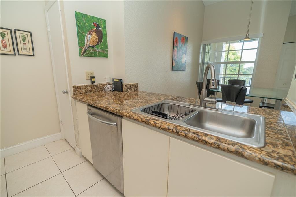 Lakeview Club - Residential