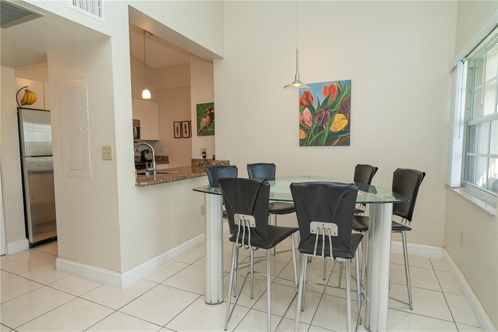 Lakeview Club - Residential