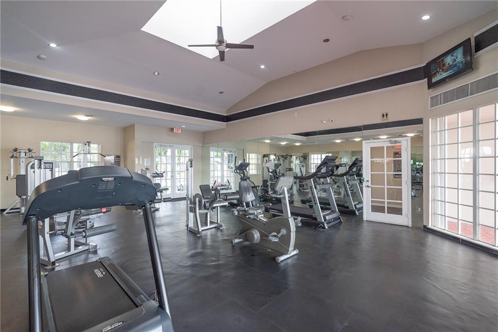 Lakeview Club - Residential