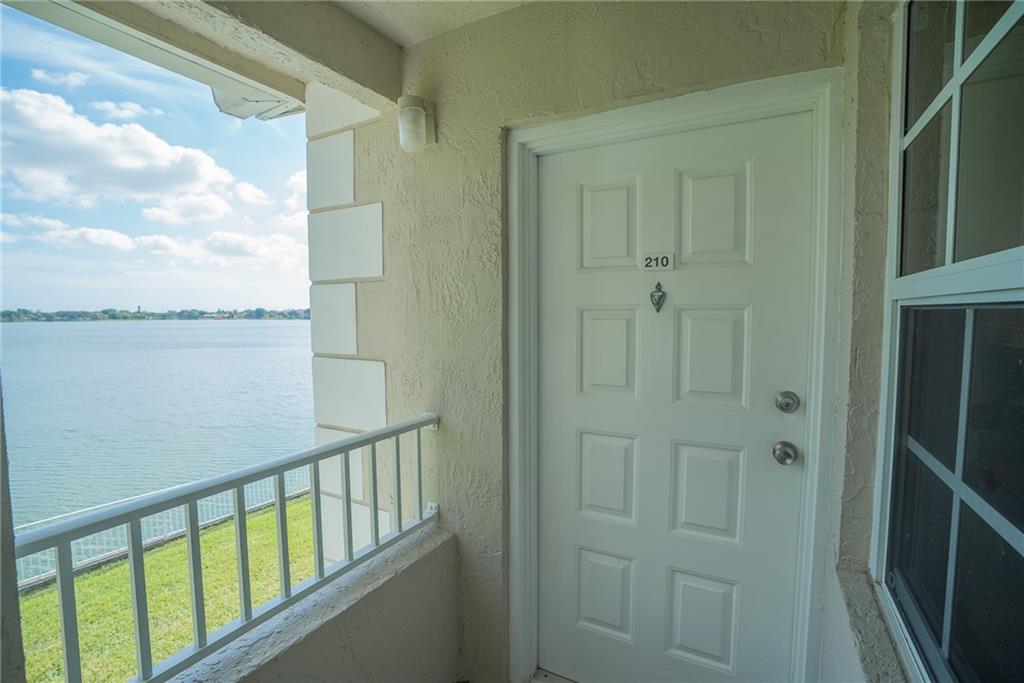 Lakeview Club - Residential