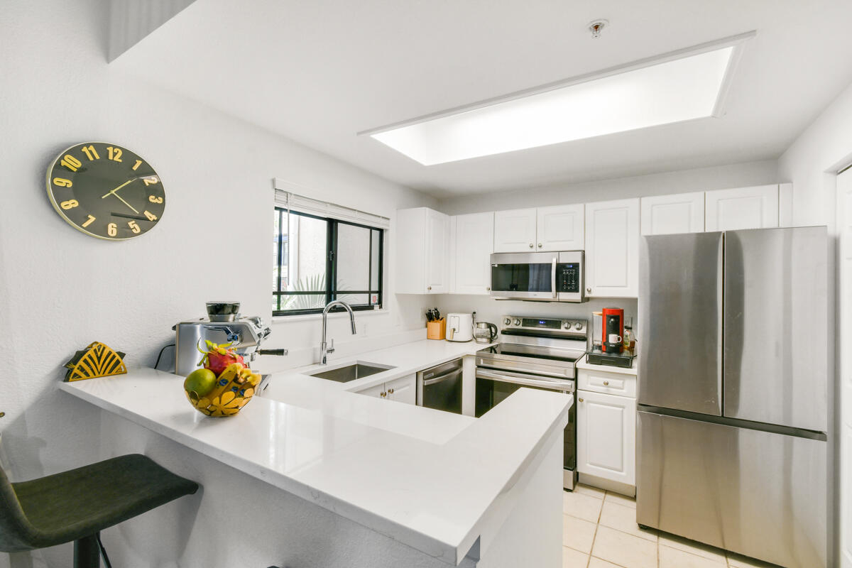 SAN MATERA THE GARDENS CONDO - Residential Lease