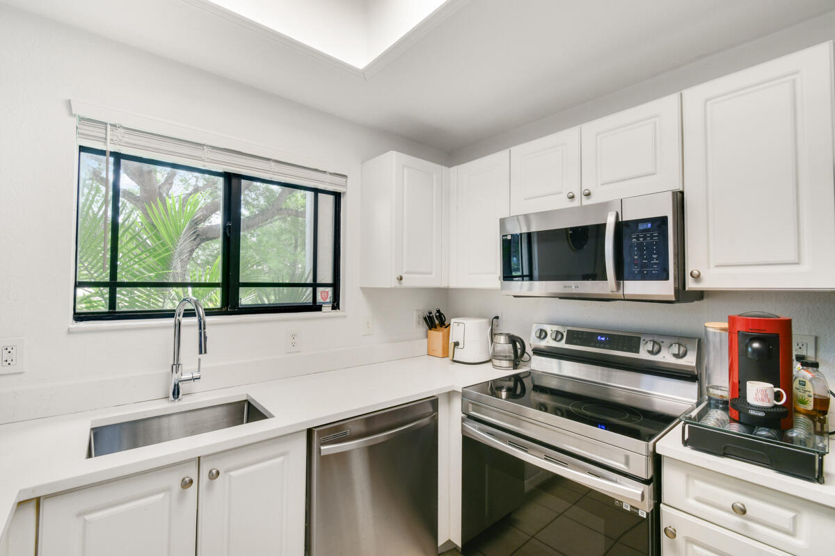 SAN MATERA THE GARDENS CONDO - Residential Lease