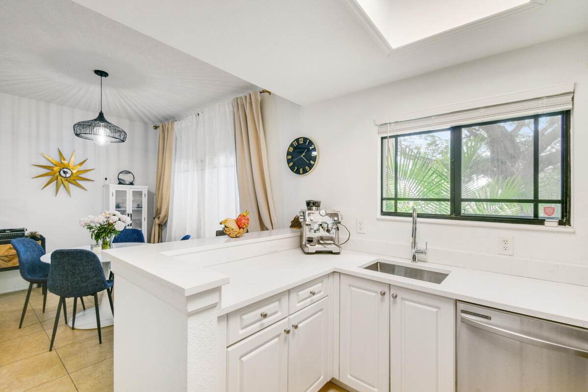 SAN MATERA THE GARDENS CONDO - Residential Lease