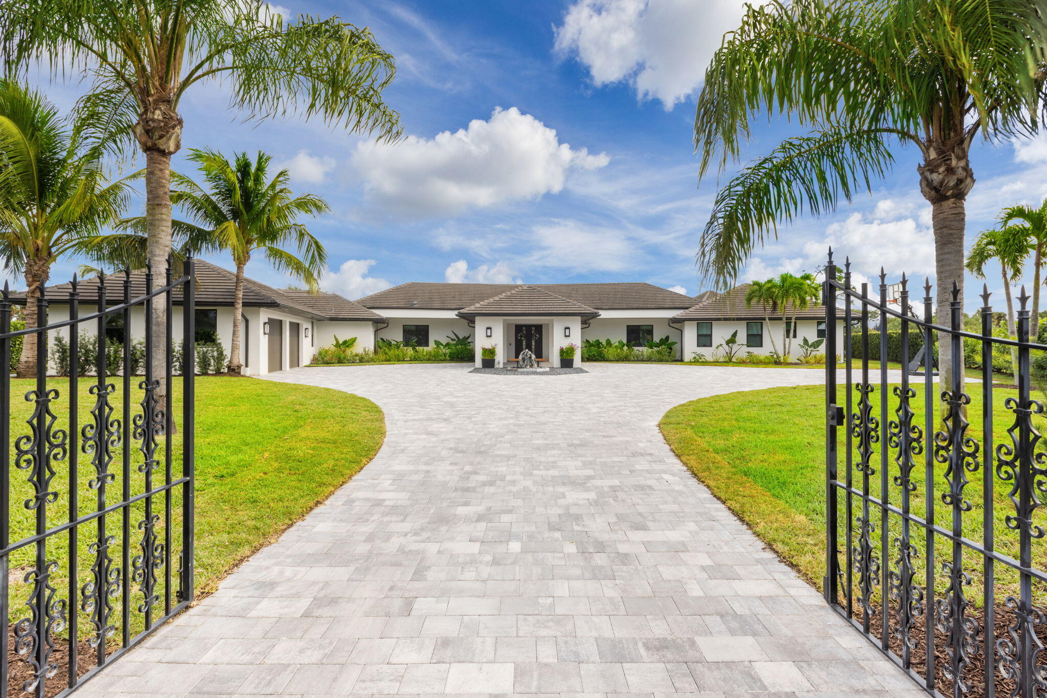 ATLANTIS - Residential