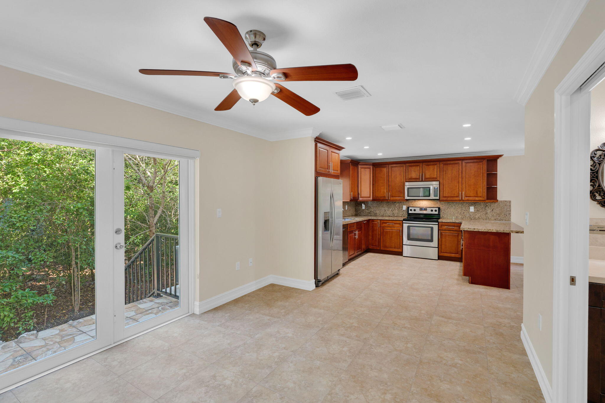 KEY LARGO BEACH - Residential