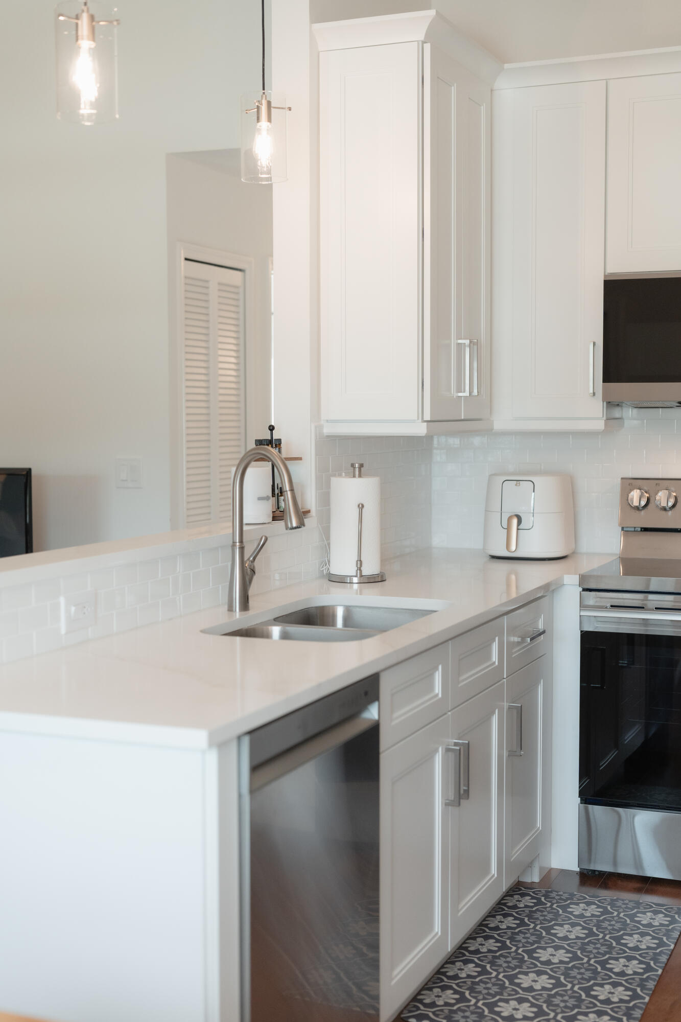 COUNTERPOINT ESTATES 14 - Residential