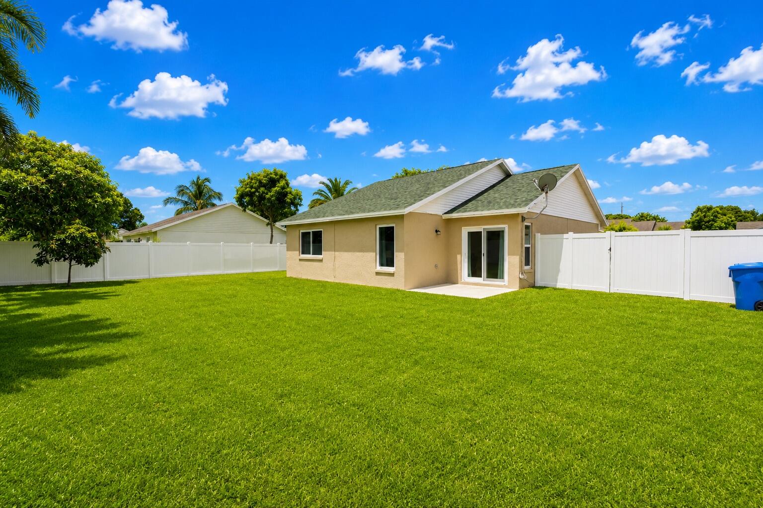 COUNTERPOINT ESTATES 14 - Residential