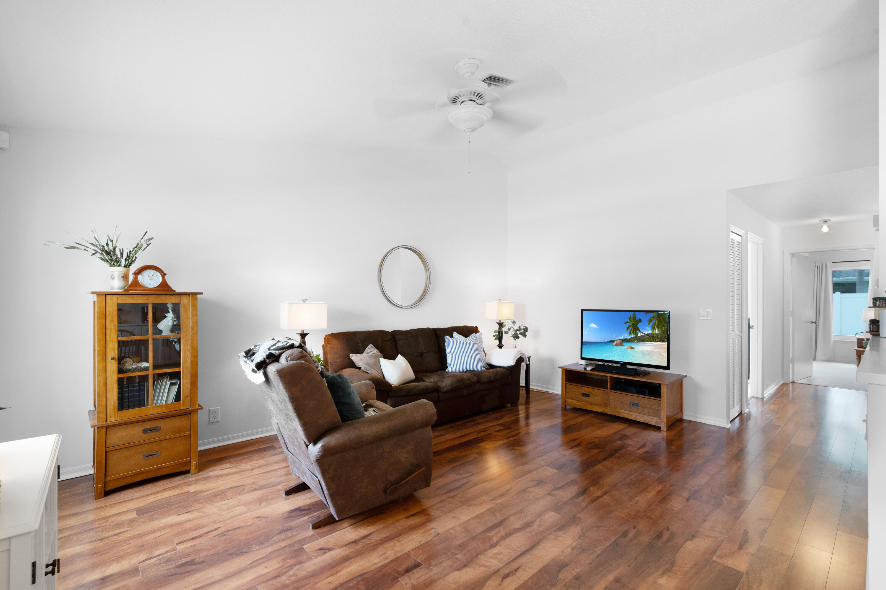 COUNTERPOINT ESTATES 14 - Residential