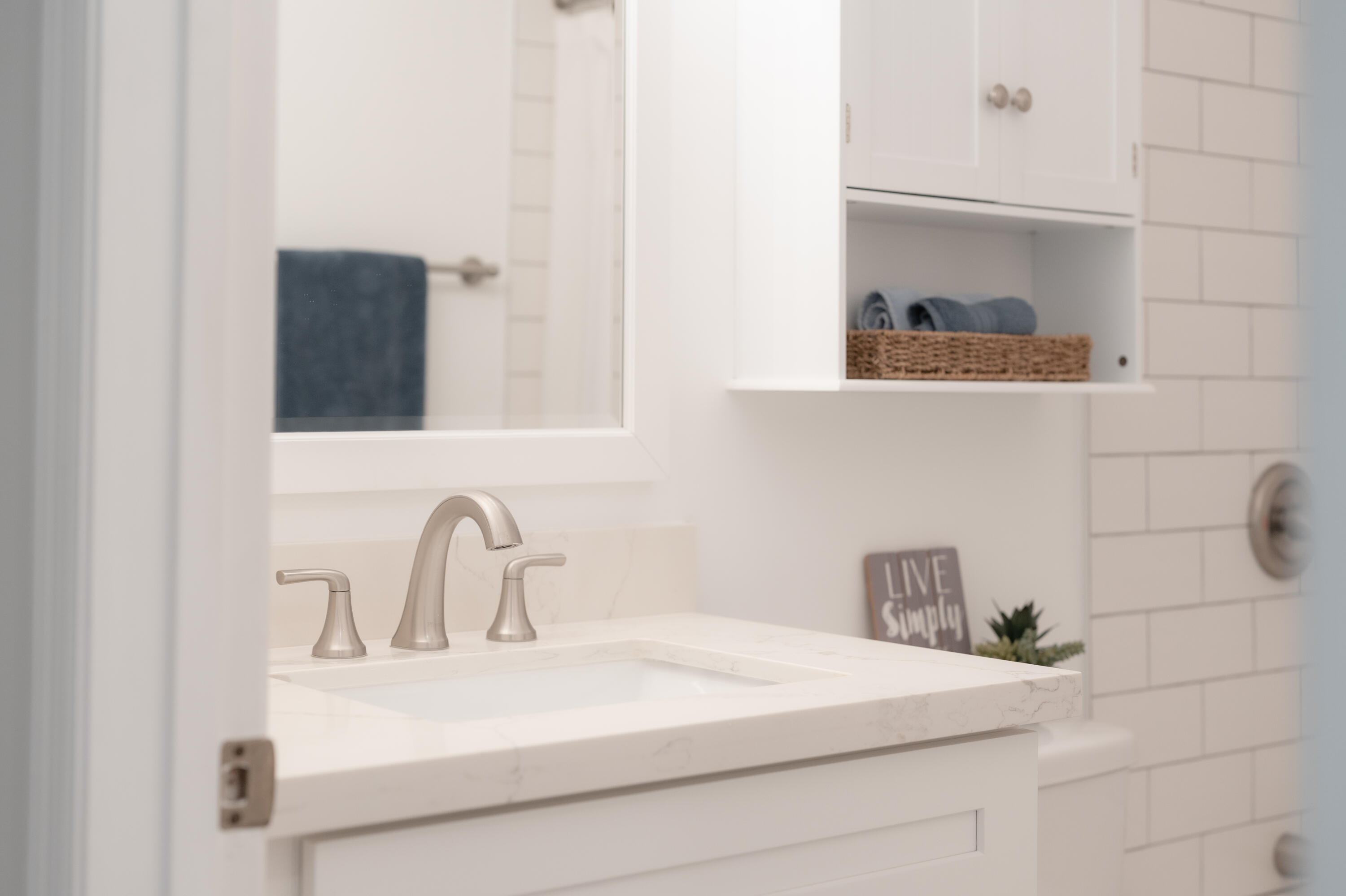 COUNTERPOINT ESTATES 14 - Residential