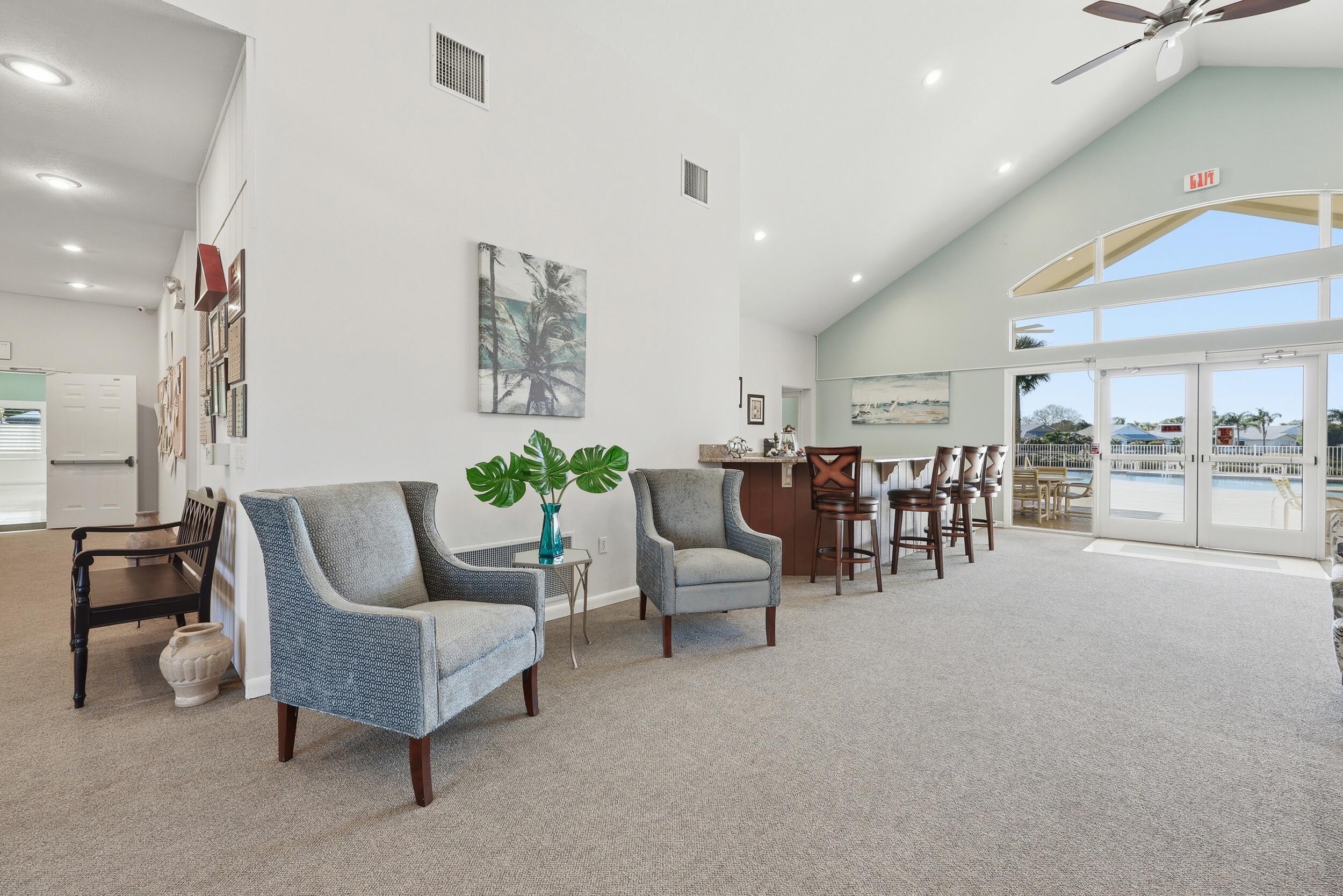THE GROVE CONDOMINIUM SECTION 1 - Residential