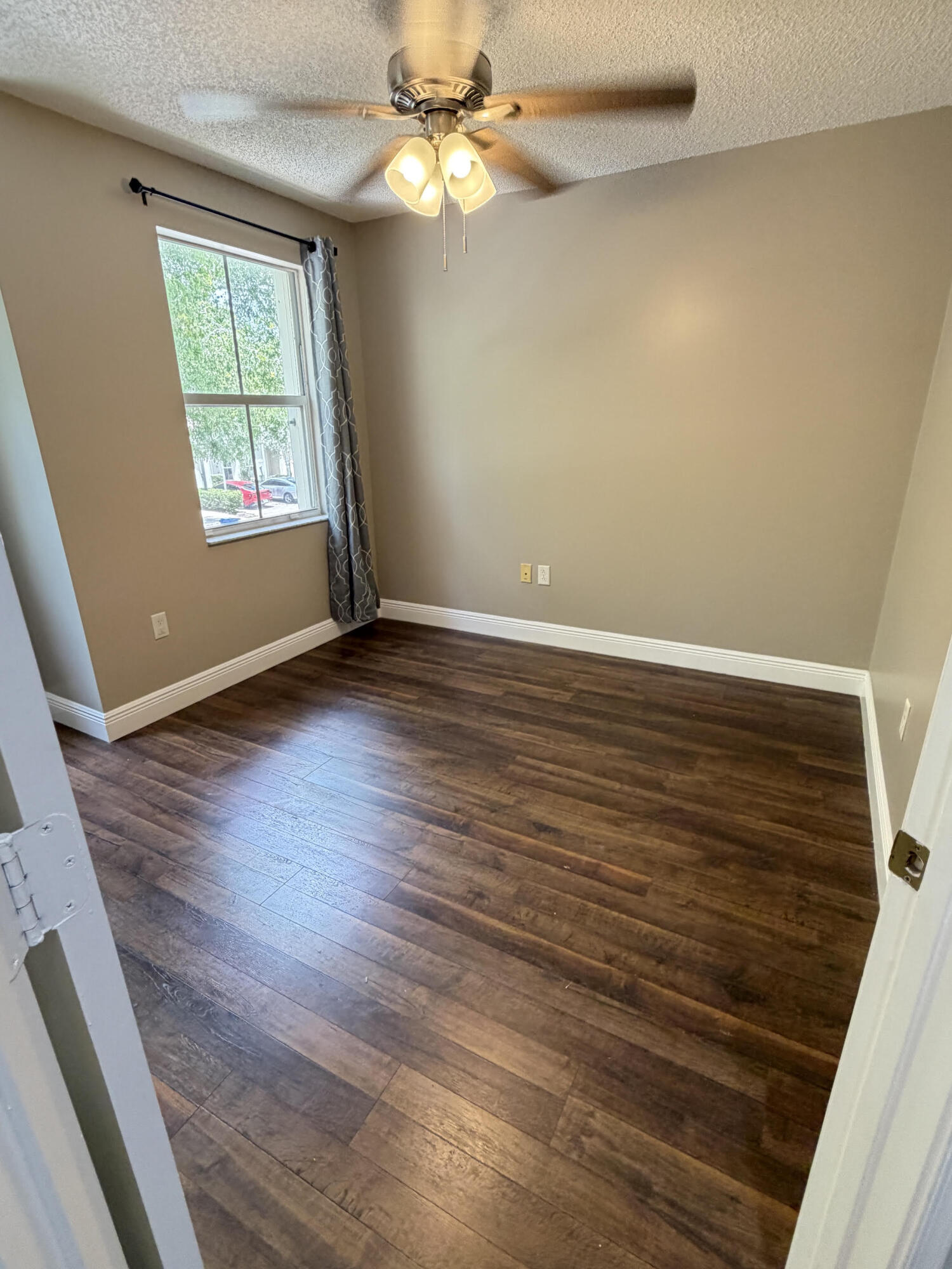 RIVIERA ISLES IV - Residential Lease