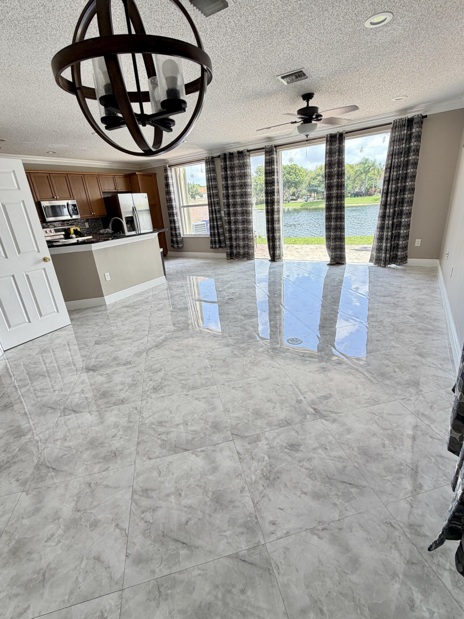 RIVIERA ISLES IV - Residential Lease