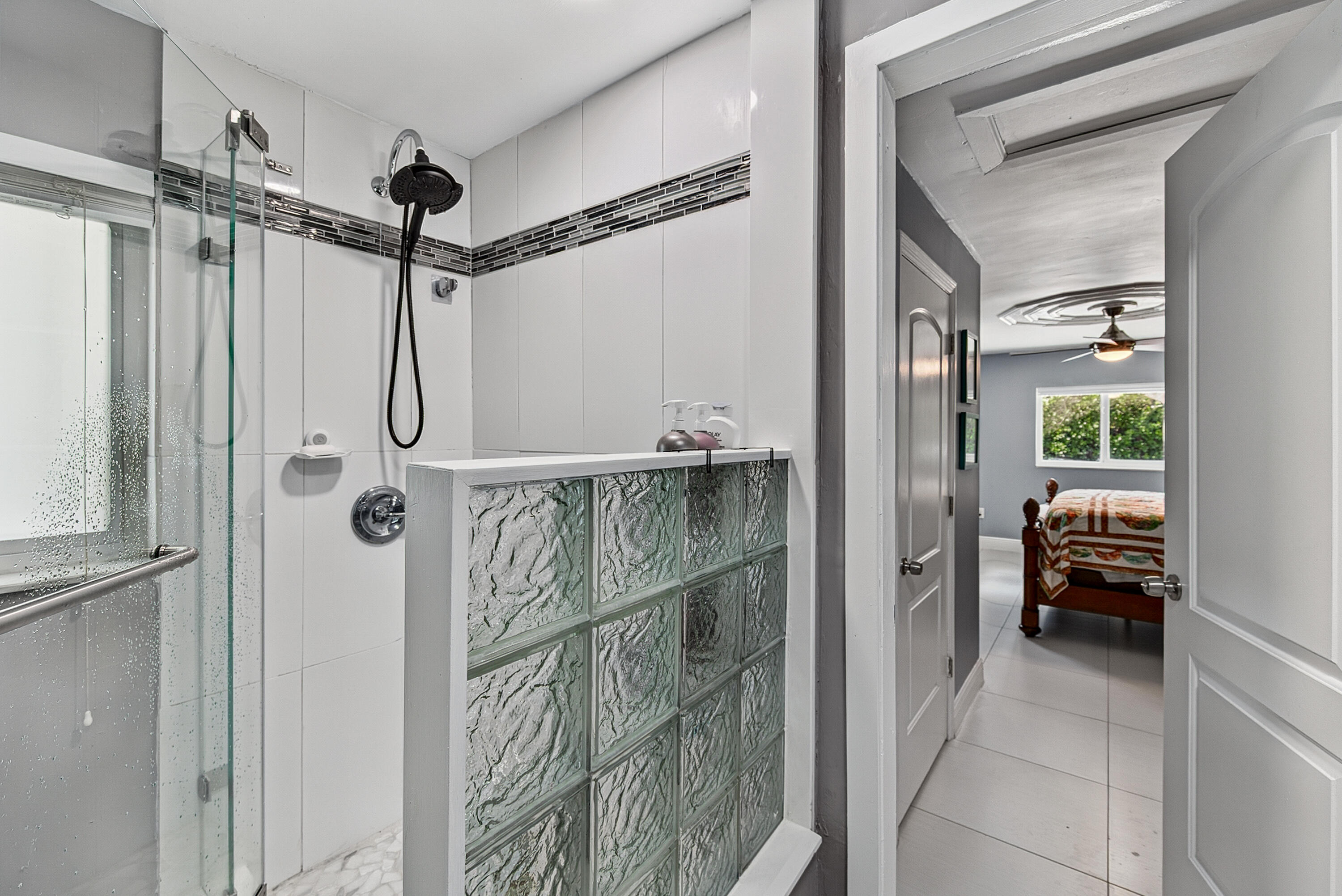 RIVERLAND VILLAGE SEC 1-REPLAT - Residential