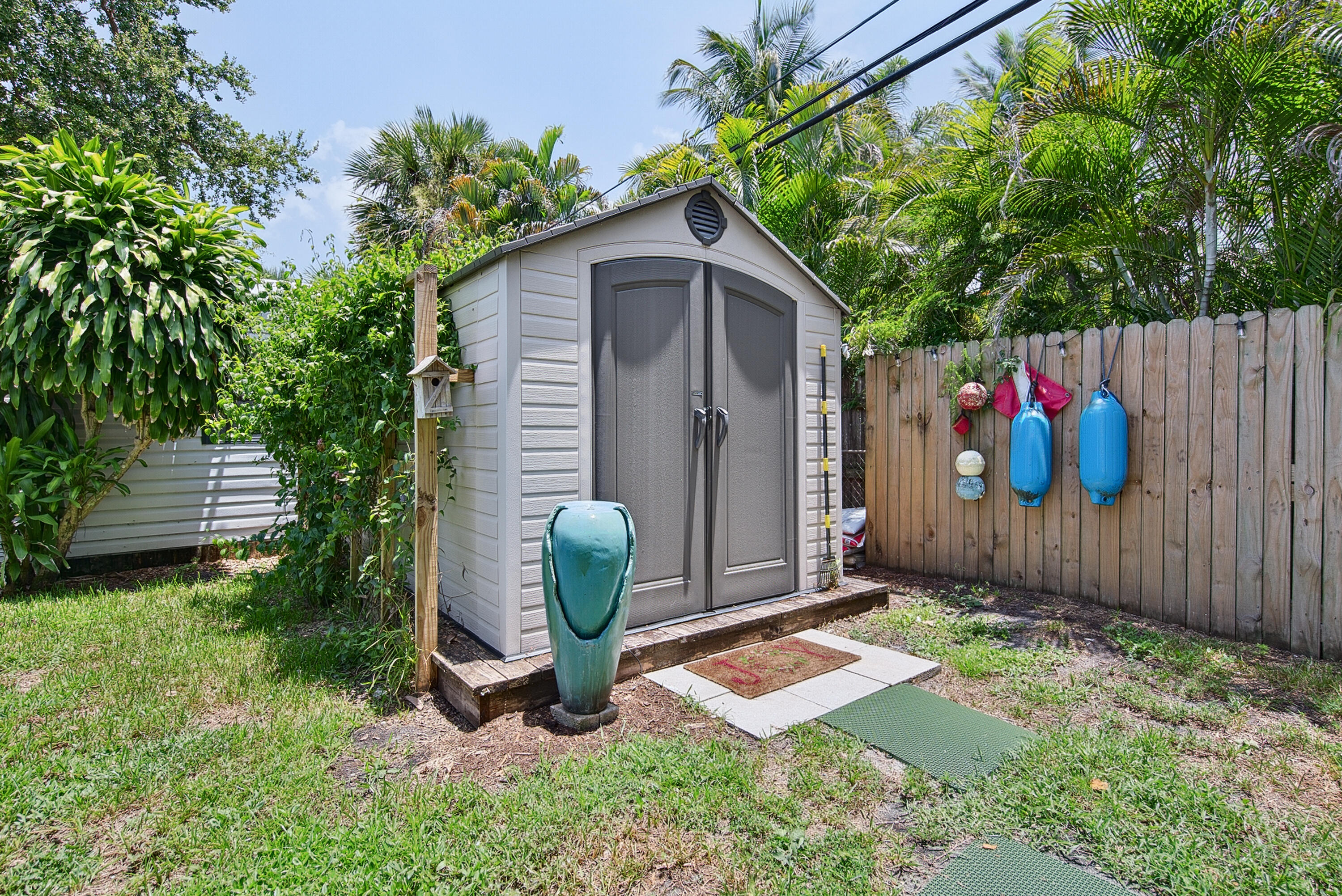 RIVERLAND VILLAGE SEC 1-REPLAT - Residential