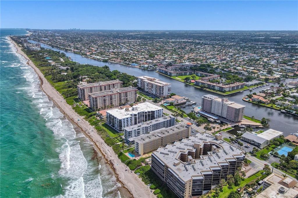 HILLSBORO ISLAND HOUSE - Residential