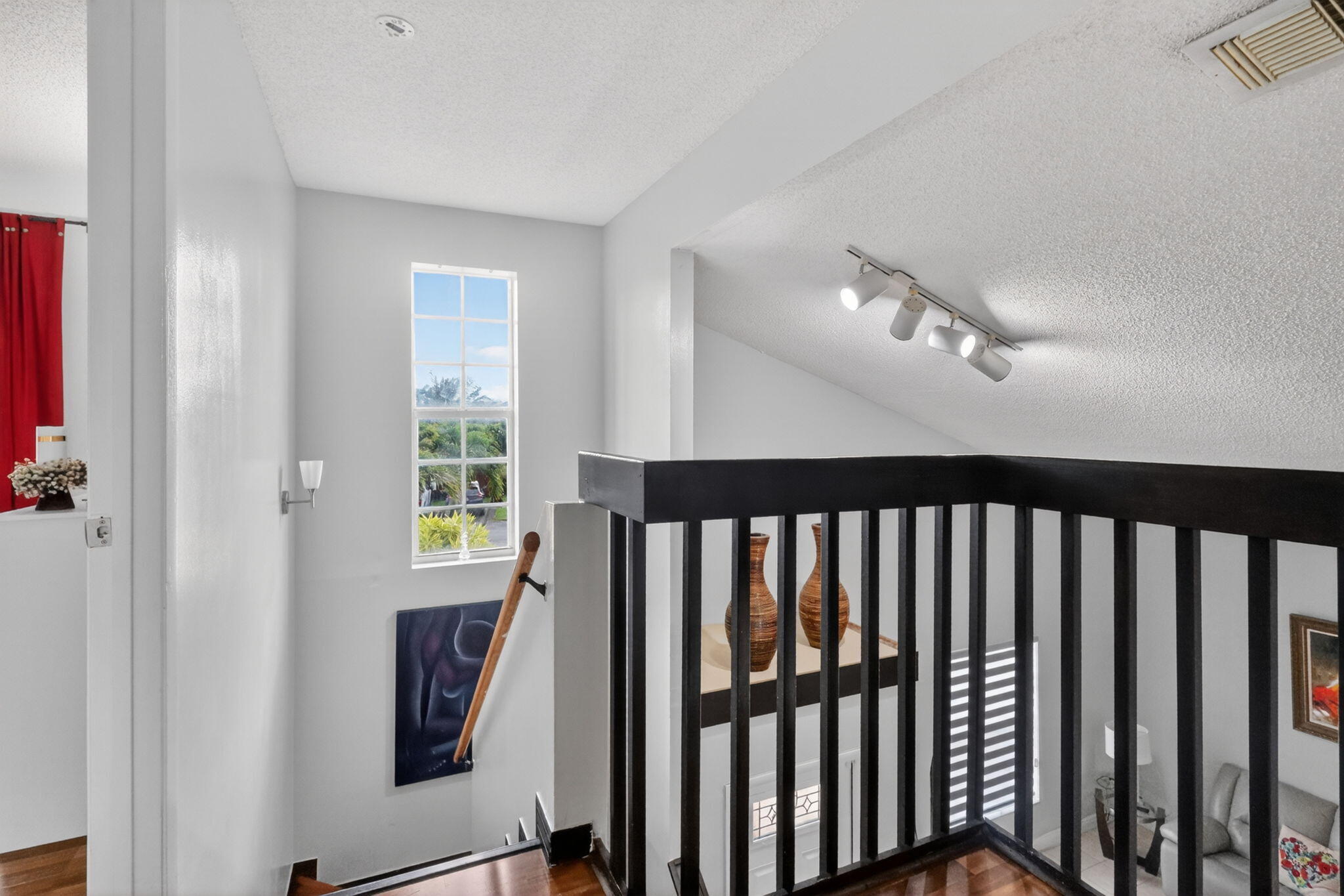 COUNTRY LAKE HOMES 1ST ADDN - Residential
