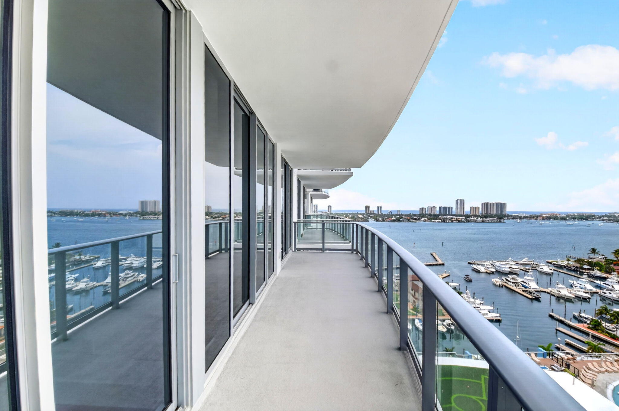 NAUTILUS 220 CONDO - Residential