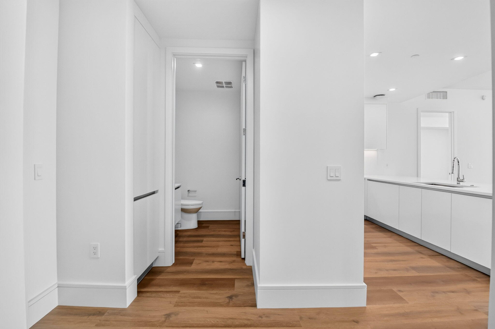 NAUTILUS 220 CONDO - Residential