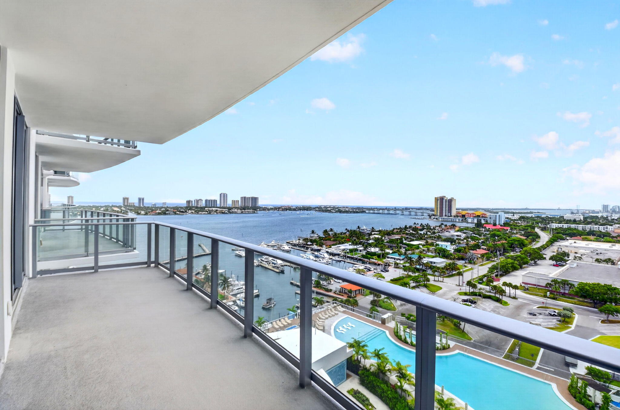 NAUTILUS 220 CONDO - Residential