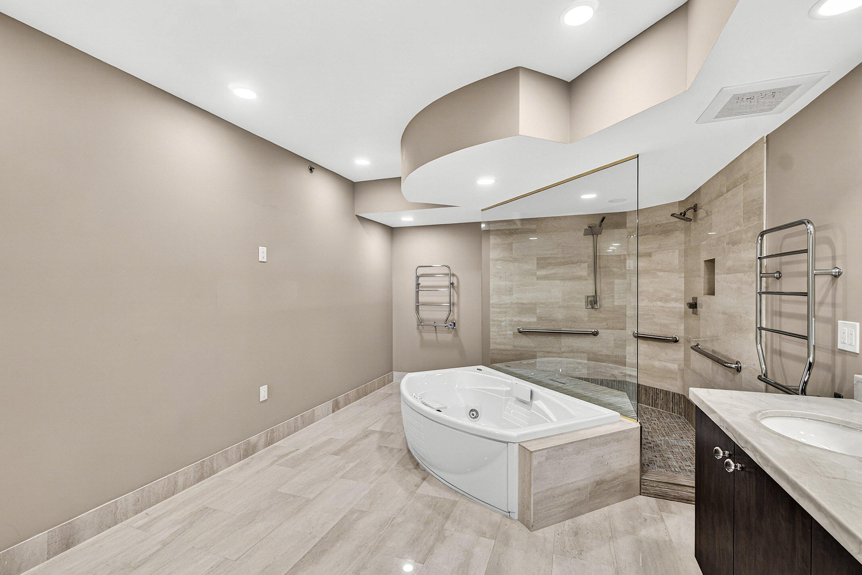 TOSCANA SOUTH - Residential
