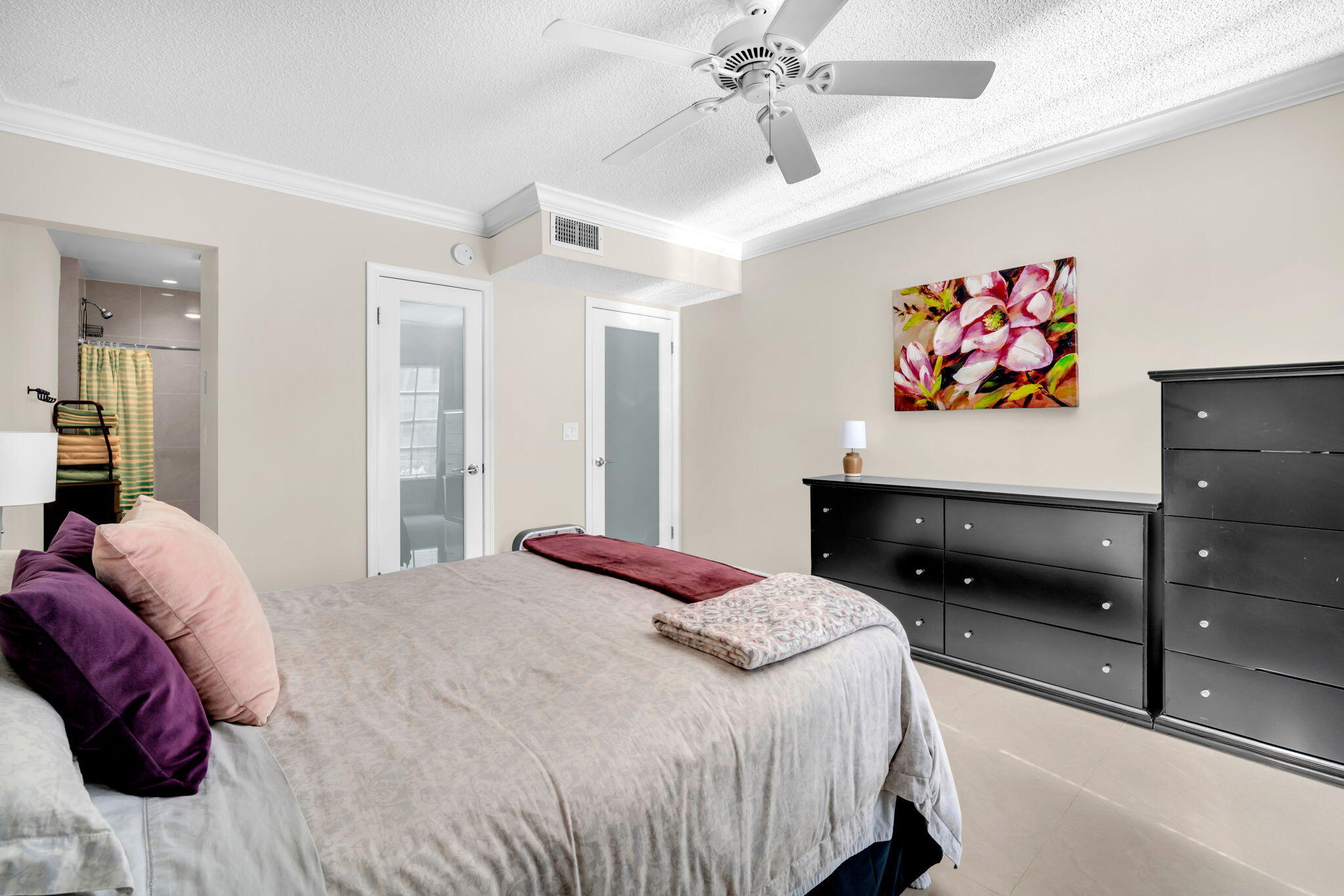 IMPERIAL POINT COLONNADES CONDO - Residential