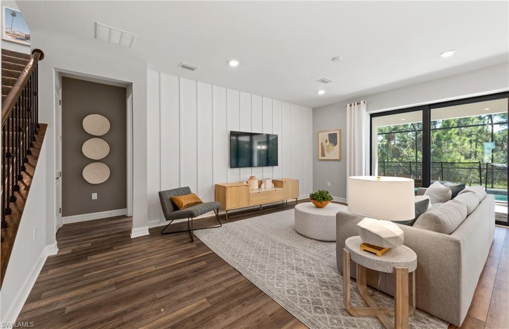 WHISPERING LAKES PHASE 2 - Residential