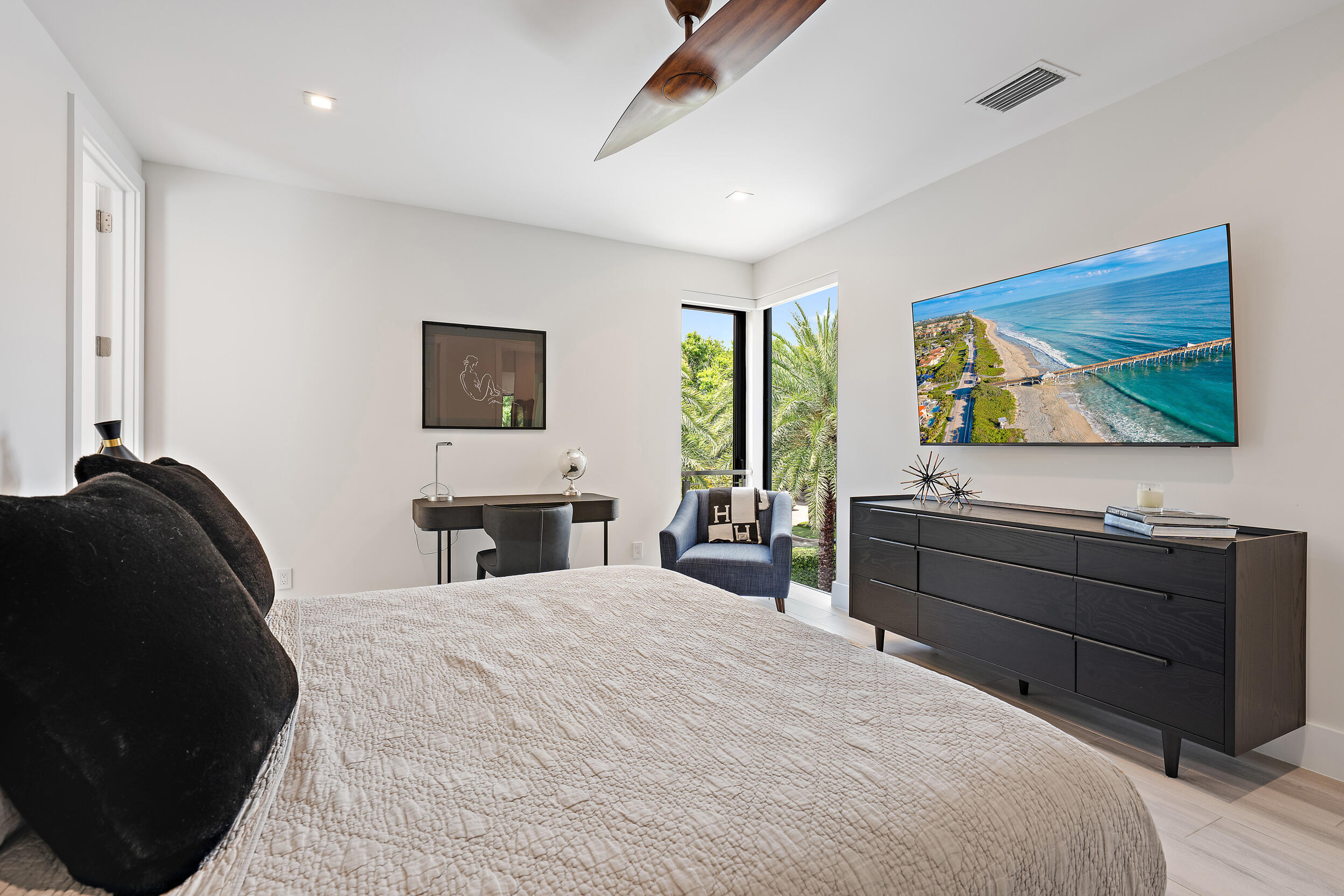 Admirals Cove - Residential
