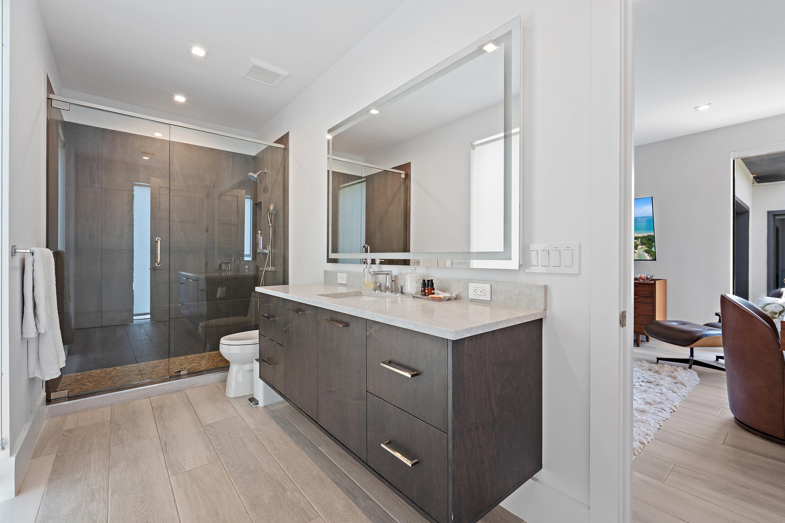 Admirals Cove - Residential