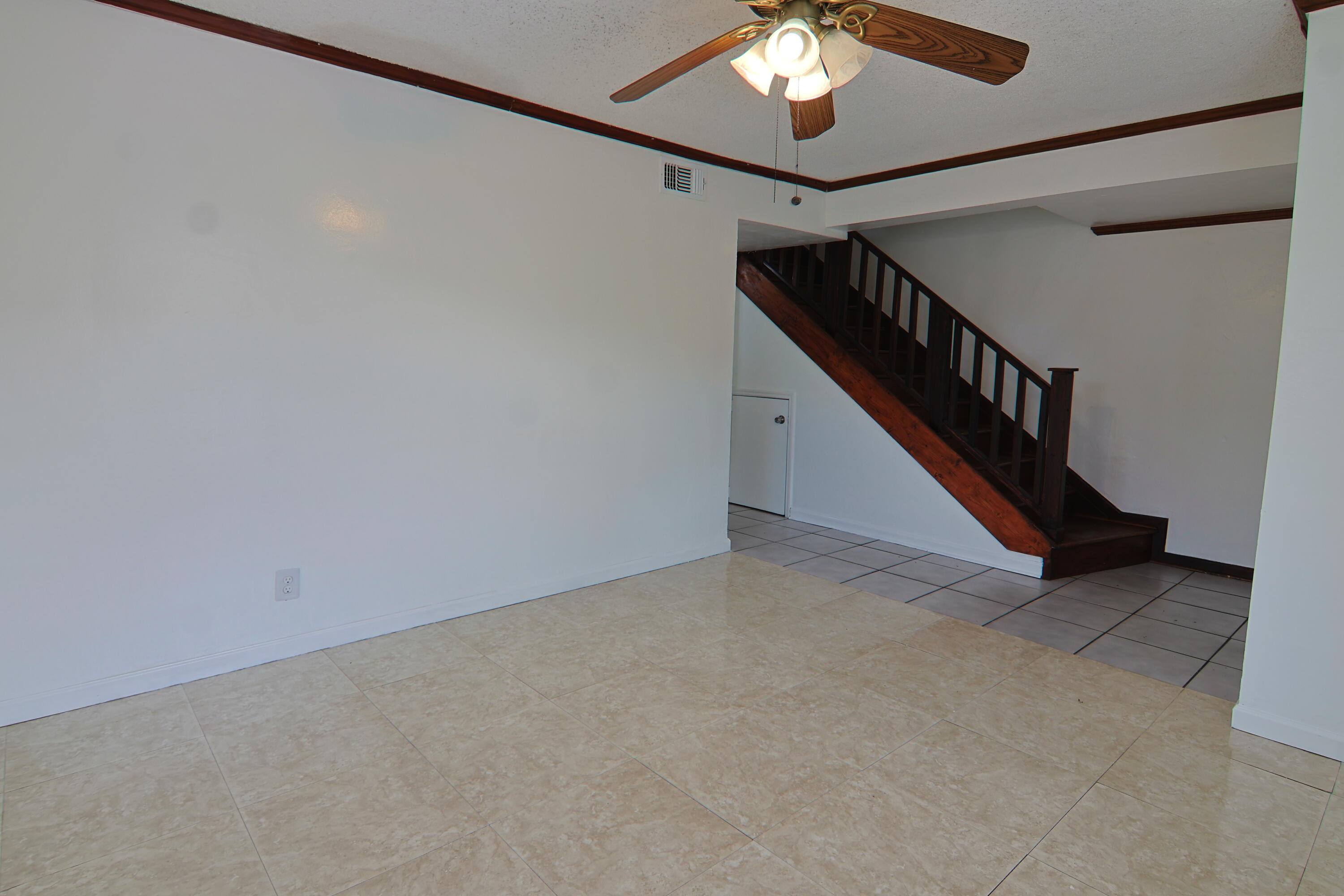 FORTY-ONE HUNDRED CONDO - Residential