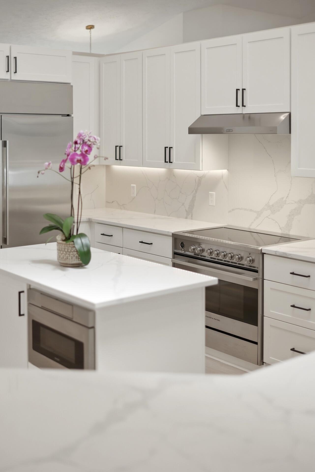 MEADOW WOOD OF THE LANDINGS AT WELLINGTO - Residential