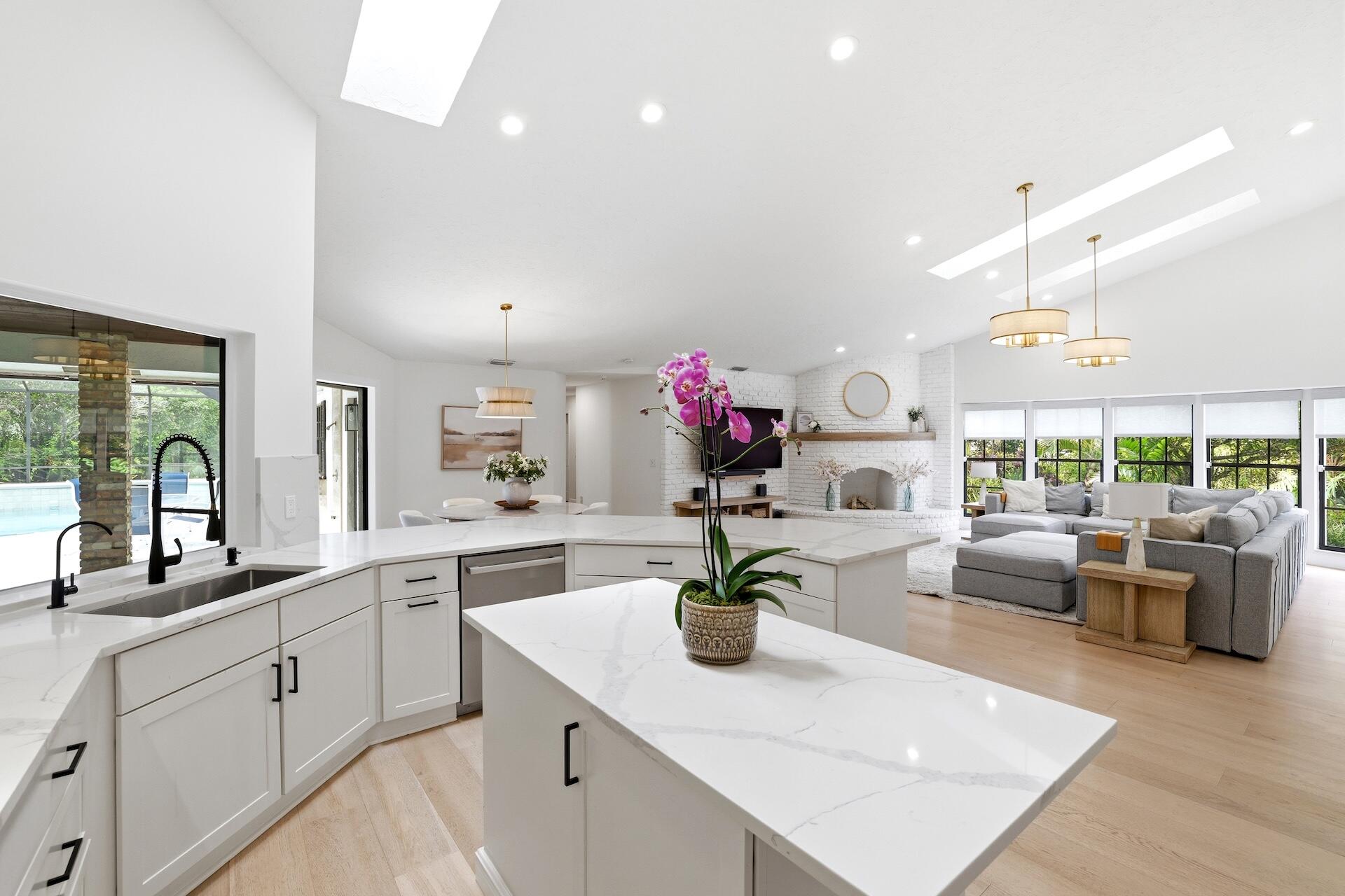MEADOW WOOD OF THE LANDINGS AT WELLINGTO - Residential