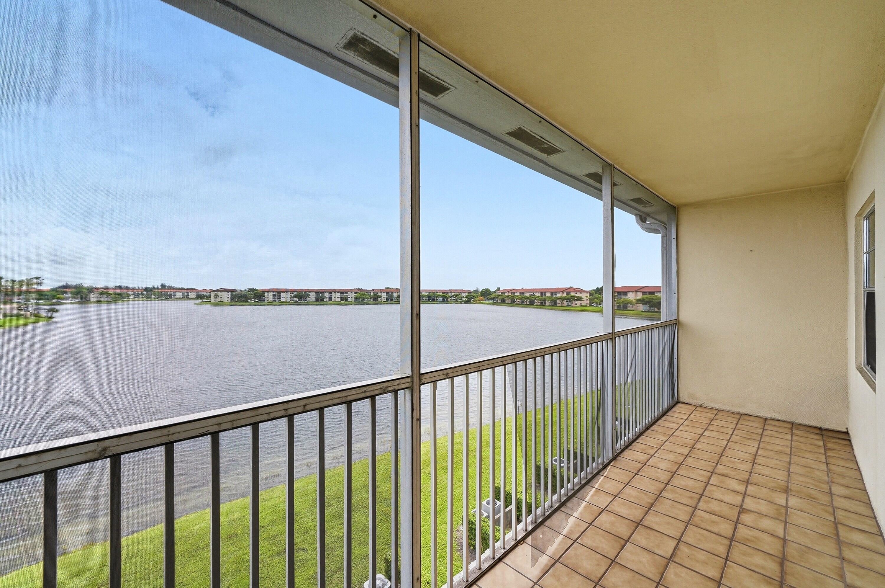 IVANHOE WEST AT CENTURY VILLAGE - Residential