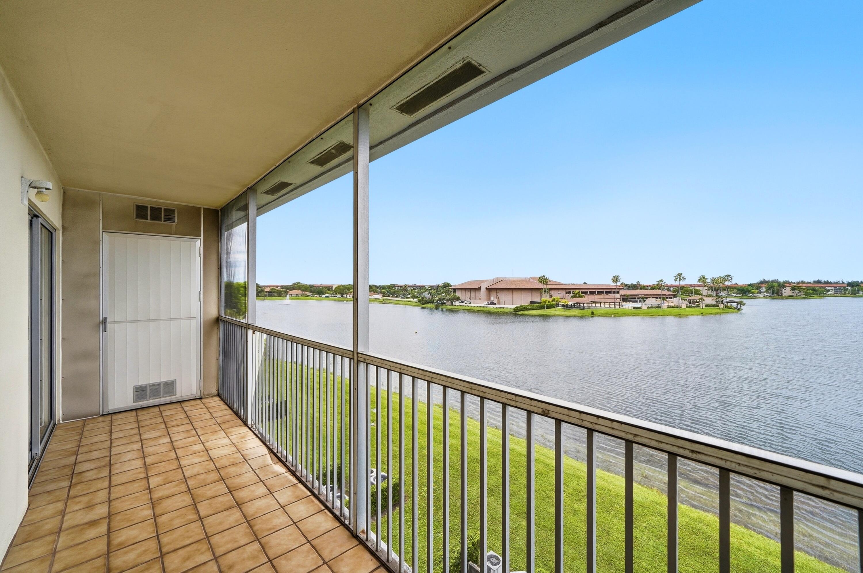 IVANHOE WEST AT CENTURY VILLAGE - Residential