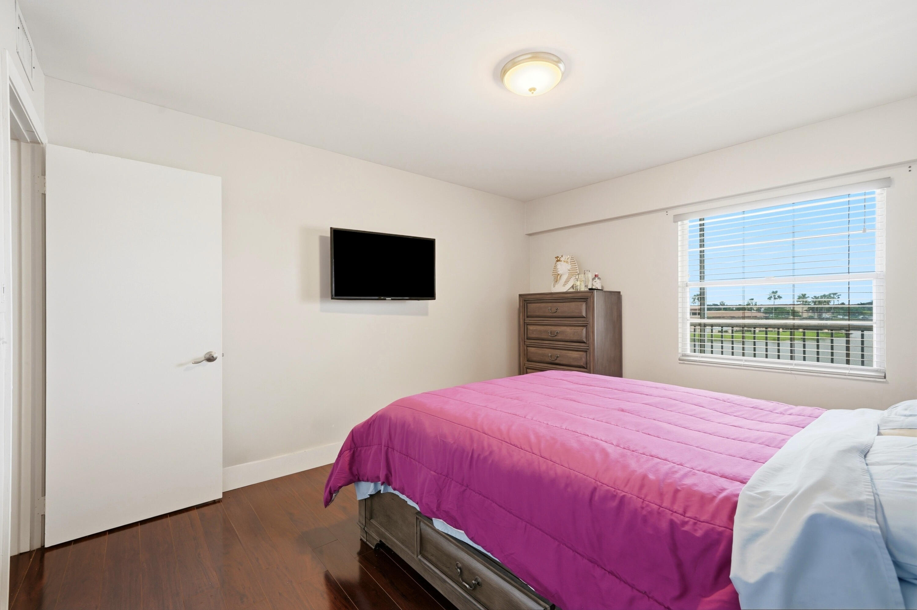IVANHOE WEST AT CENTURY VILLAGE - Residential