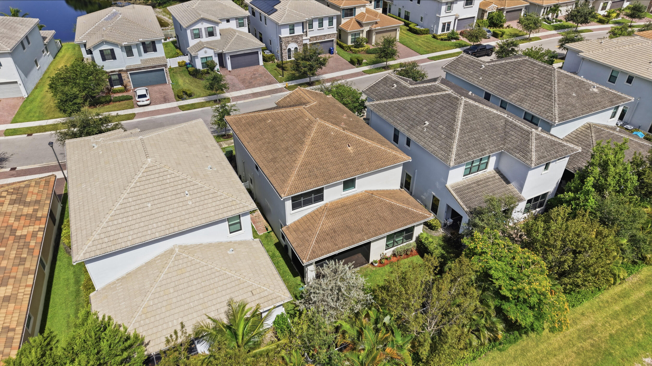 CORAL LAGO - Residential