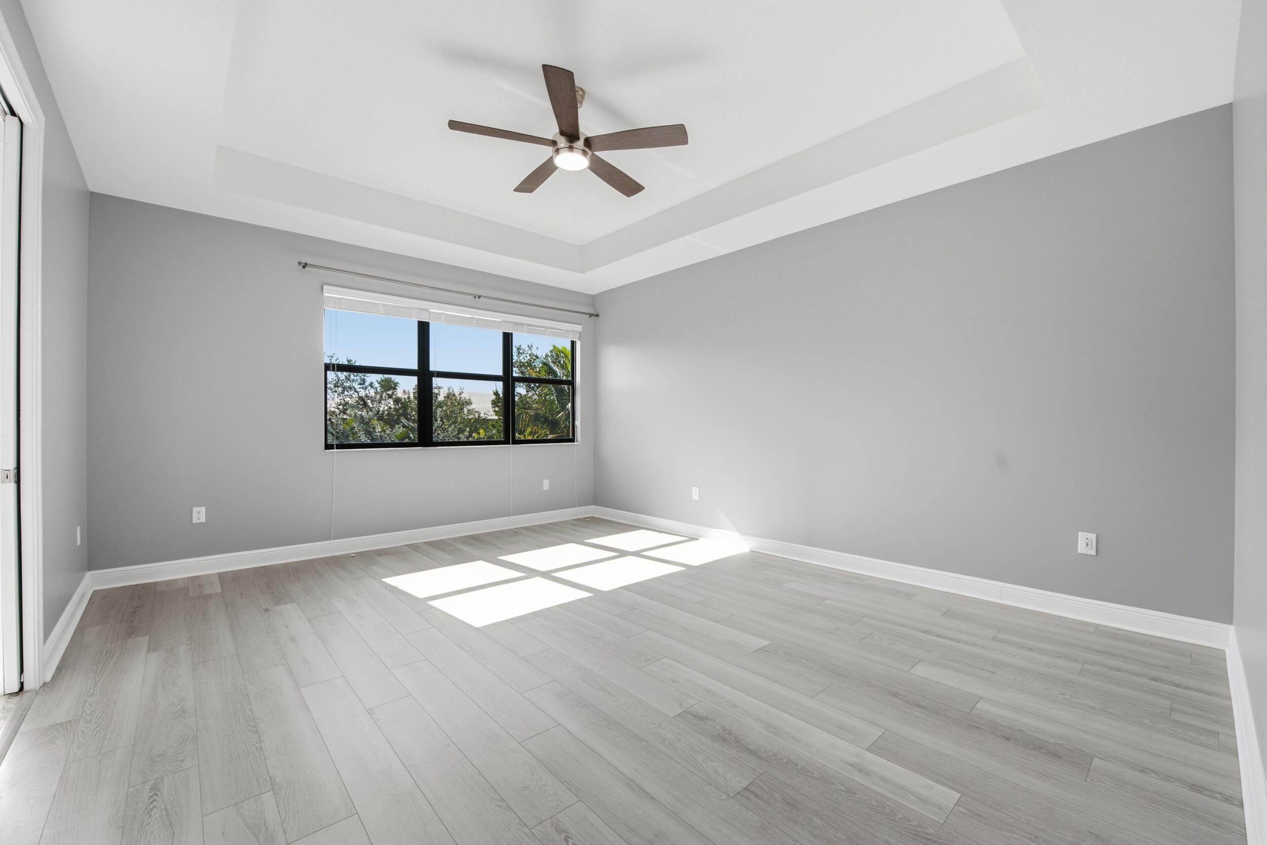 CORAL LAGO - Residential
